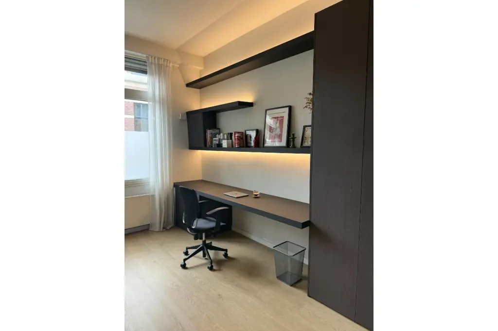Kabinet - Furnished Triplex with Garden in Antwerp