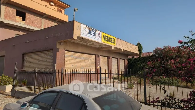 Extérieur - Commercial Building with Terraces on SS106, Crotone