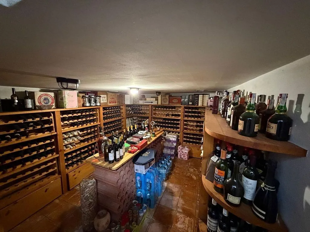 Pièces - Rustic Farmhouse with Land near Huerta