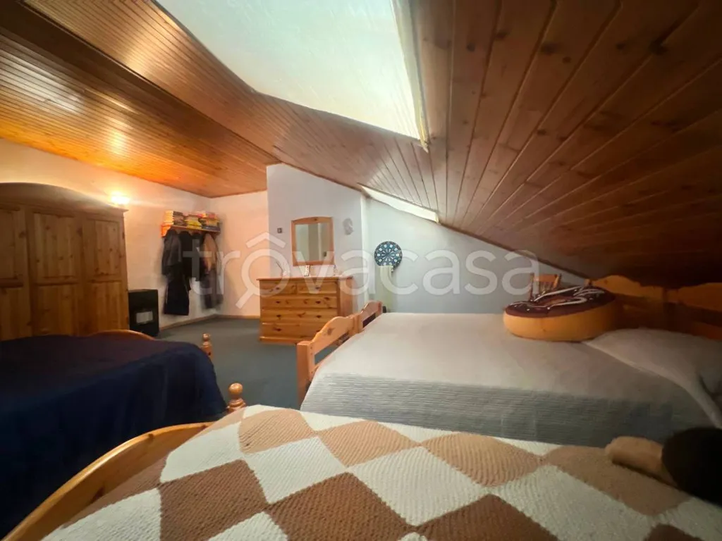 Magamistoad - Armed Apartment with Panoramic View in Bagnolo Piemonte