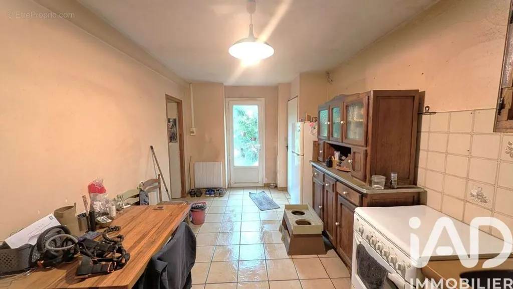 Appartement à Bussac-Foret