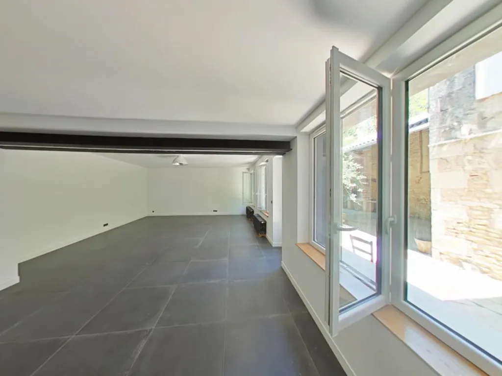 Soggiorno - Character House with Private Garden in St Julien l'Ars