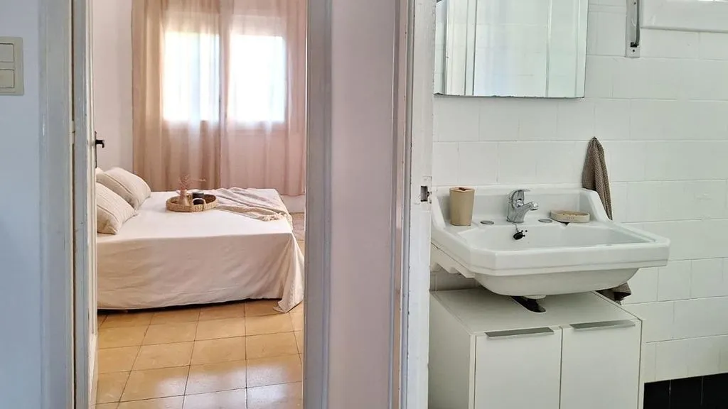 Dormitorios - Villa con vistas al mar en Premià de Mar