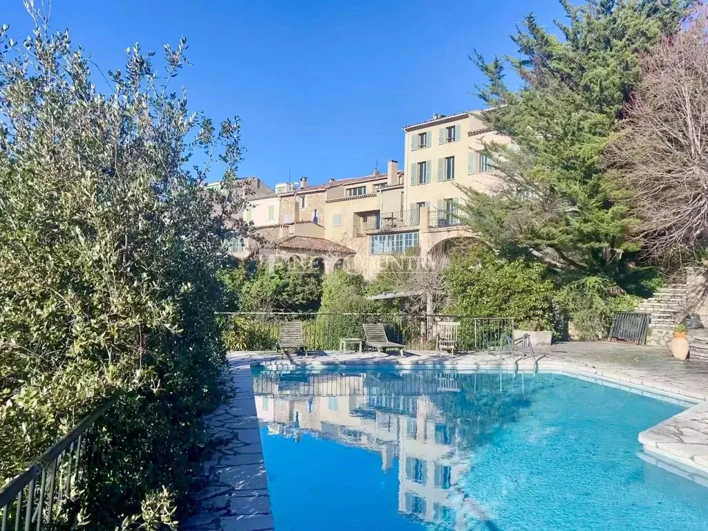 pool_area