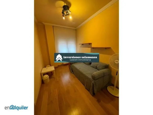 Chambres - Ample Flat with Balcony in City Centre