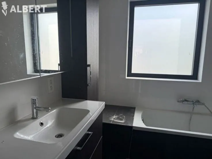 Bagni - Modern House with Terrace in Quiet Setting