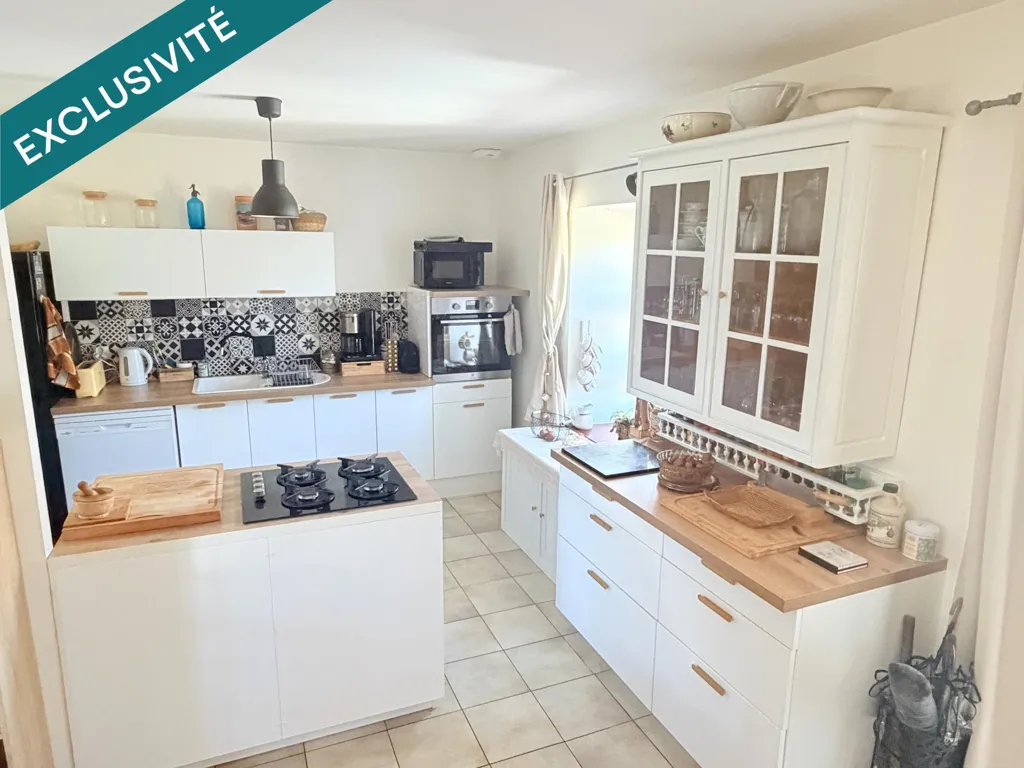 Cuisine - Longère avec Jardin à Branderion