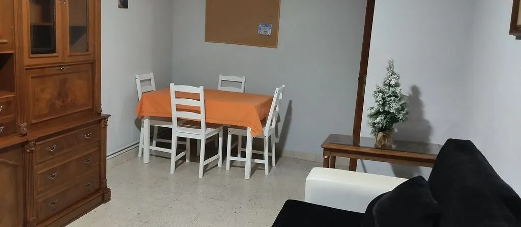 Söögituba - Furnished Flat with Balcony in Gran Vía