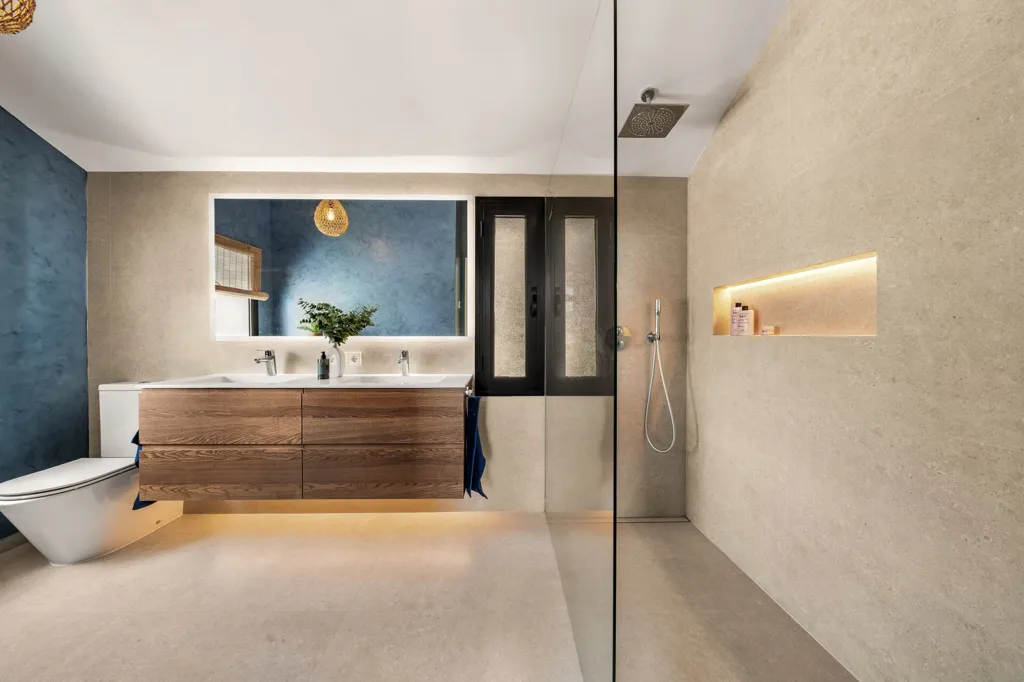 Salles de bain - Luxury Villa with Pool in Nueva Andalucía