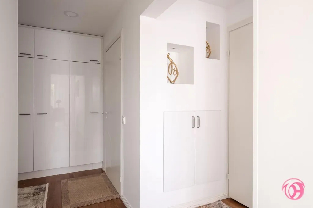 Pièces - Modernised Apartment with Balcony in Martinlaakso