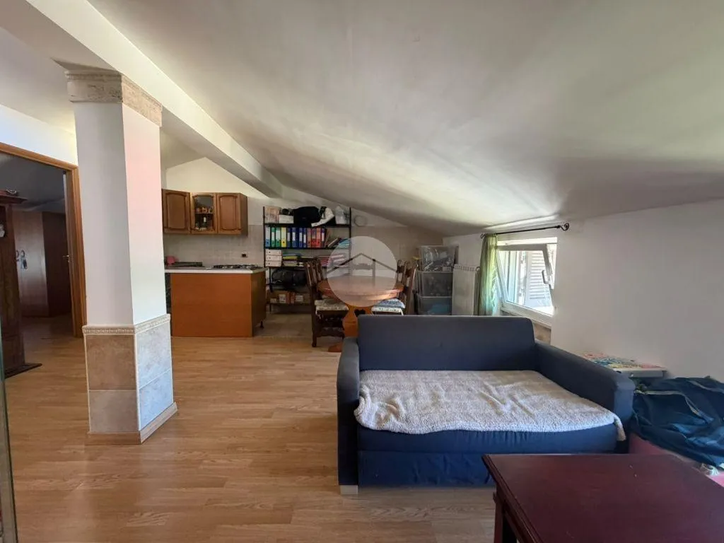 Elutuba - Rustic Apartment with Balcony in Nerola