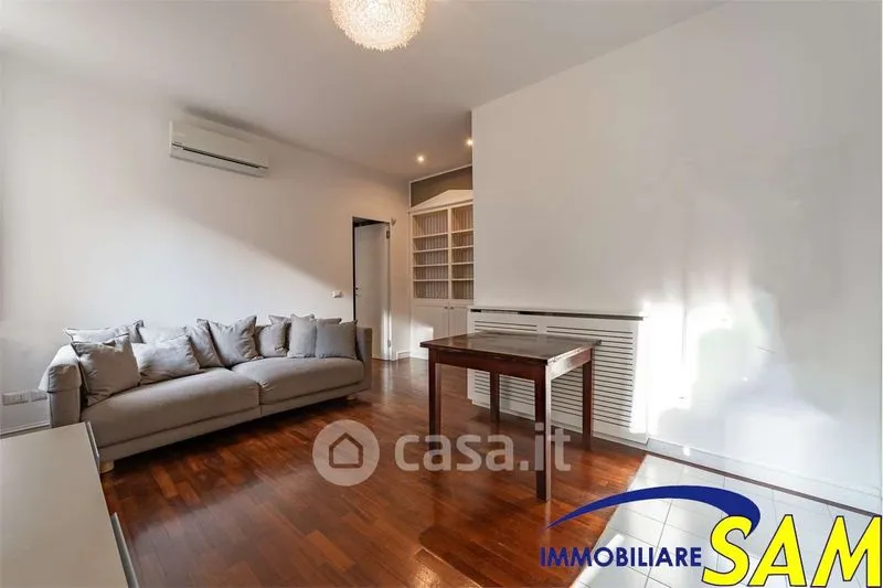 Elutuba - Fully Furnished Flat in Historic Building, Milan