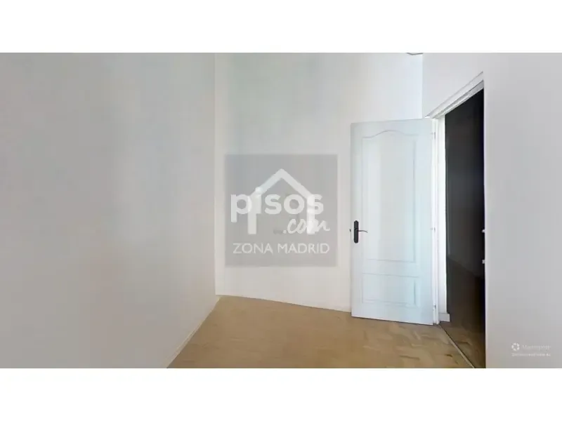 Pièces - Apartment with Balconies to Plaza de Chueca, Madrid