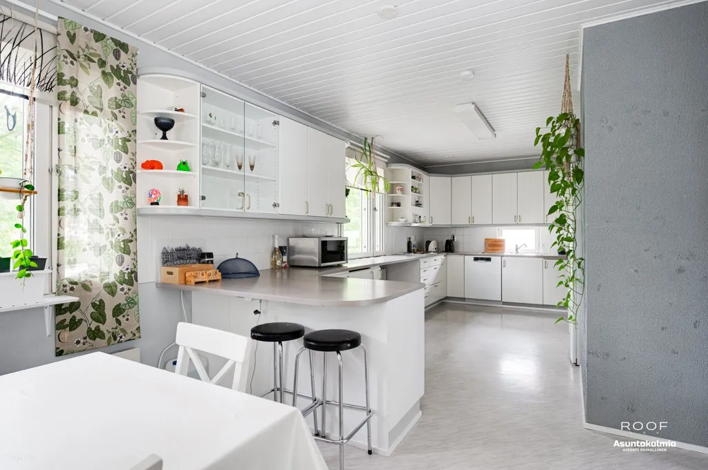 Cuisine - Traditional House with Sauna in Karjasilta