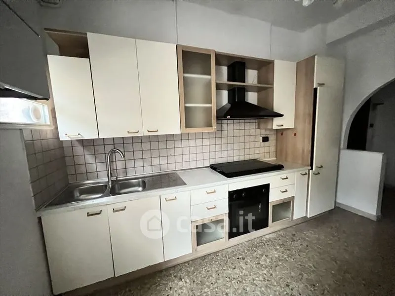 Cuisine - Apartment with Balcony in Chieti