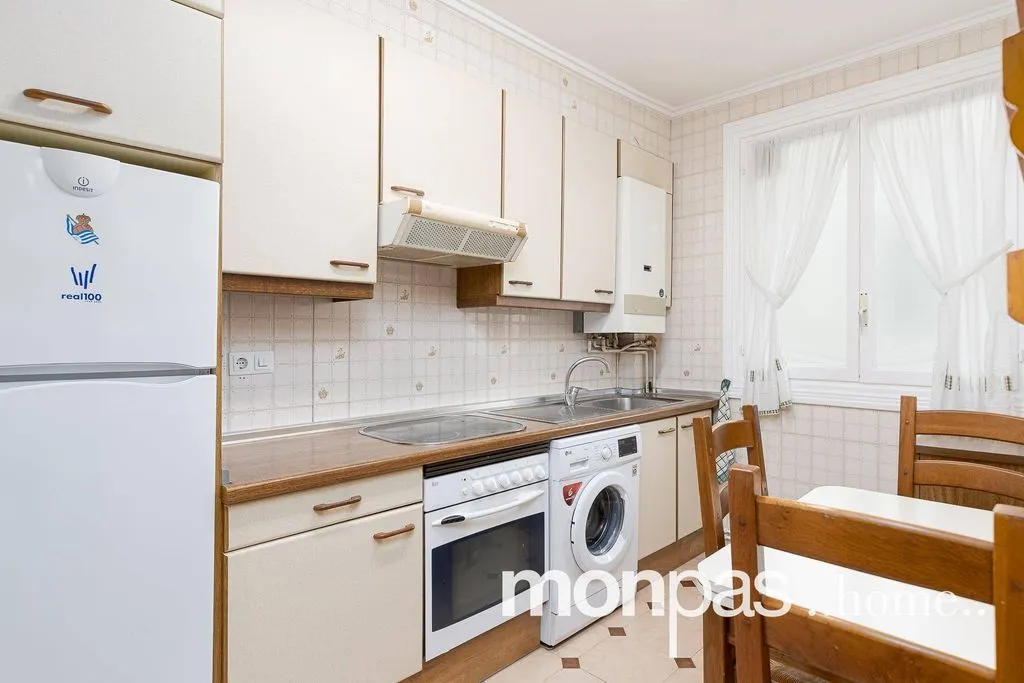 Cuisine - Luxury Apartment with Central Location in San Sebastián
