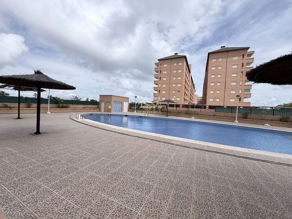 Piscine - Apartment with Pool and Garage in Cabanes