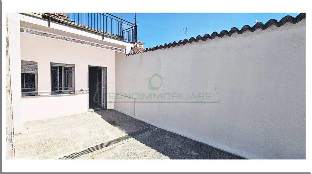Jardin - Rustic-Style Flat with Patio in Borgo Ticino