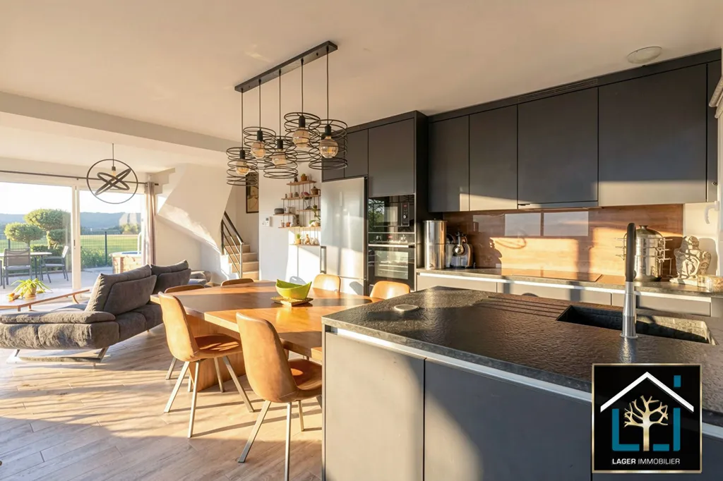 Cucina - Recent House with Pool in THIL