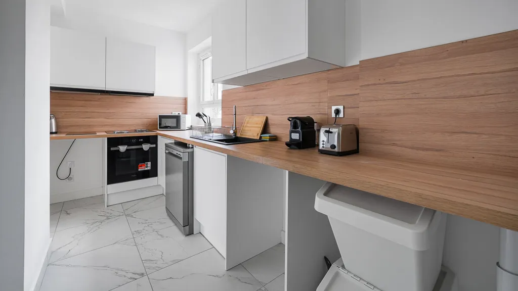 Kitchen - 1-Bedroom Flat with Seine View in Paris 16e