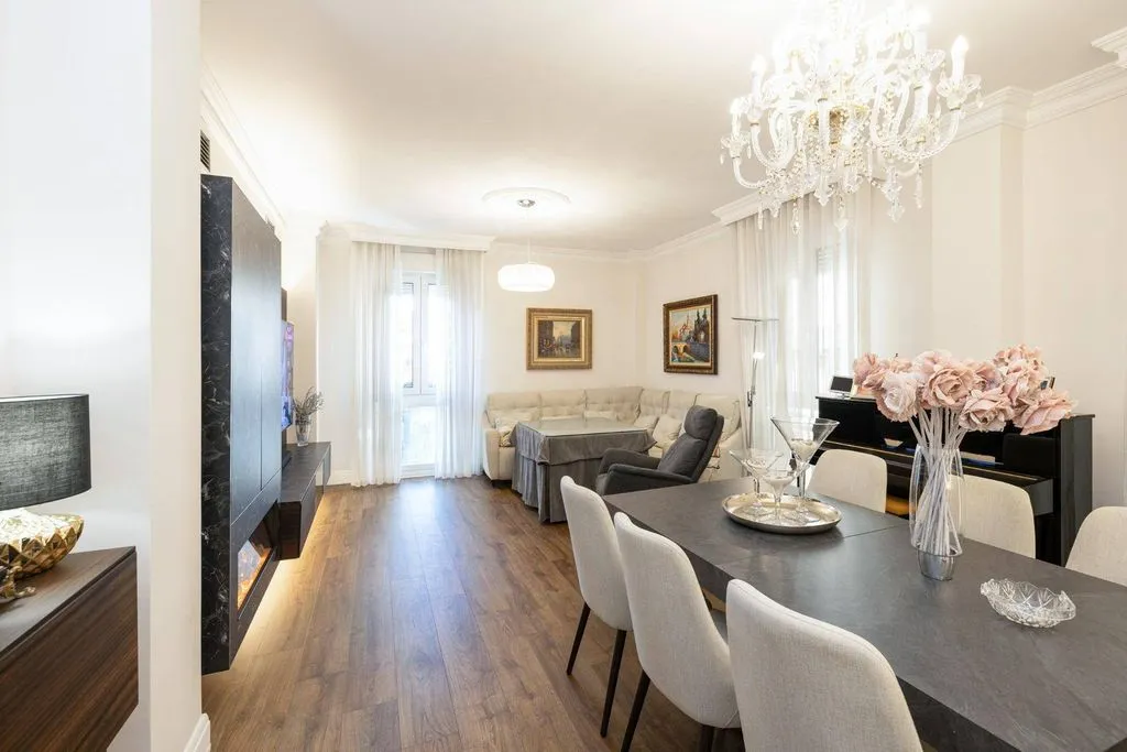 Söögituba - Luxury Flat with Balcony in Granada