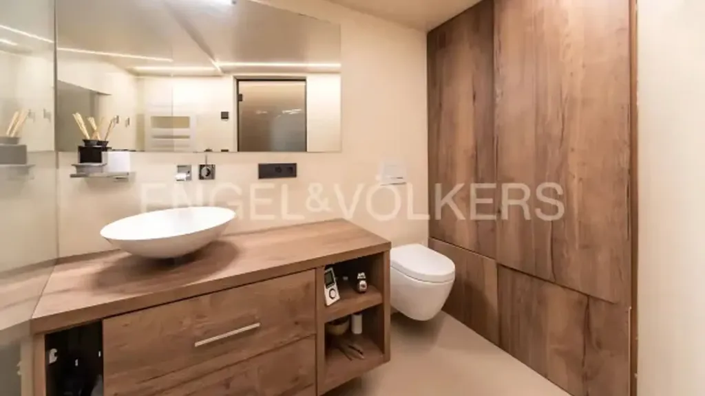 Bathrooms - Refurbished Apartment with Spa in Merano