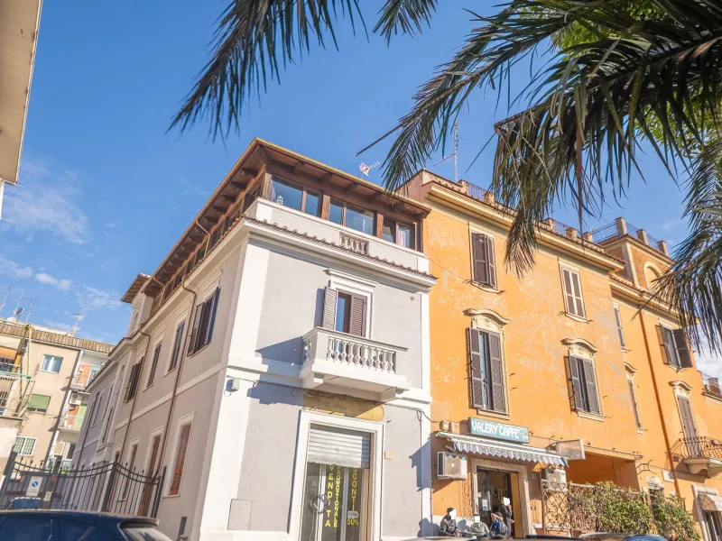 Exterior - Bright Apartment with Terrace in Tor Sapienza