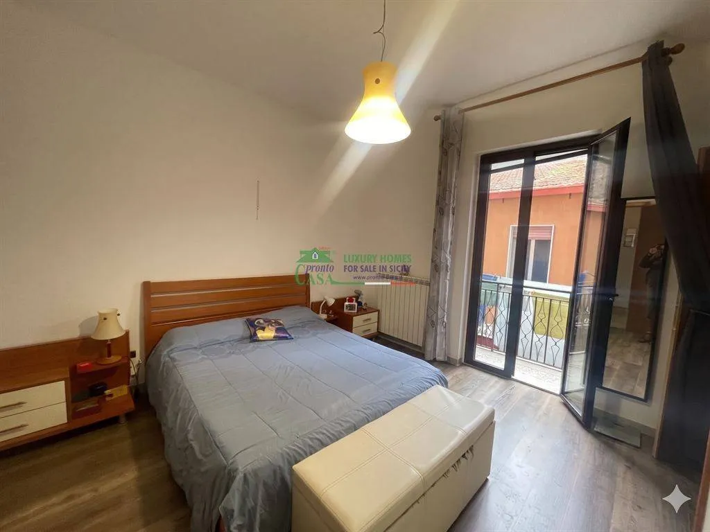 Magamistoad - Fully Renovated House with Balcony in Ragusa