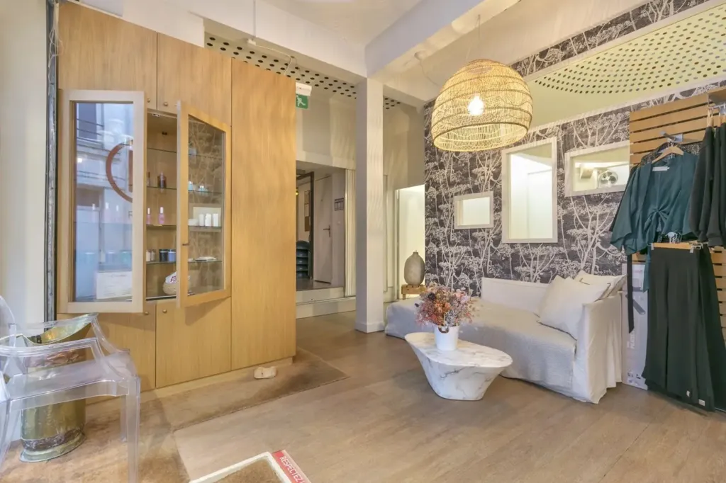 Stanze - Loft with Eiffel-Inspired Architecture in Paris 6th