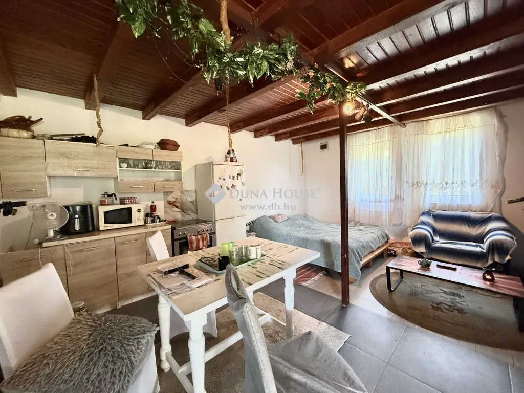 Sala da pranzo - Renovatable Cottage with Garden in Pogány
