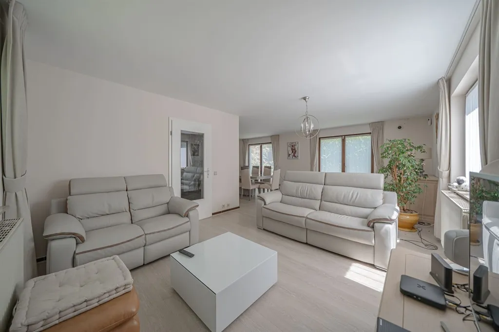 Séjour - Villa avec Piscine et Jardin à Mont-St-Jean, Waterloo