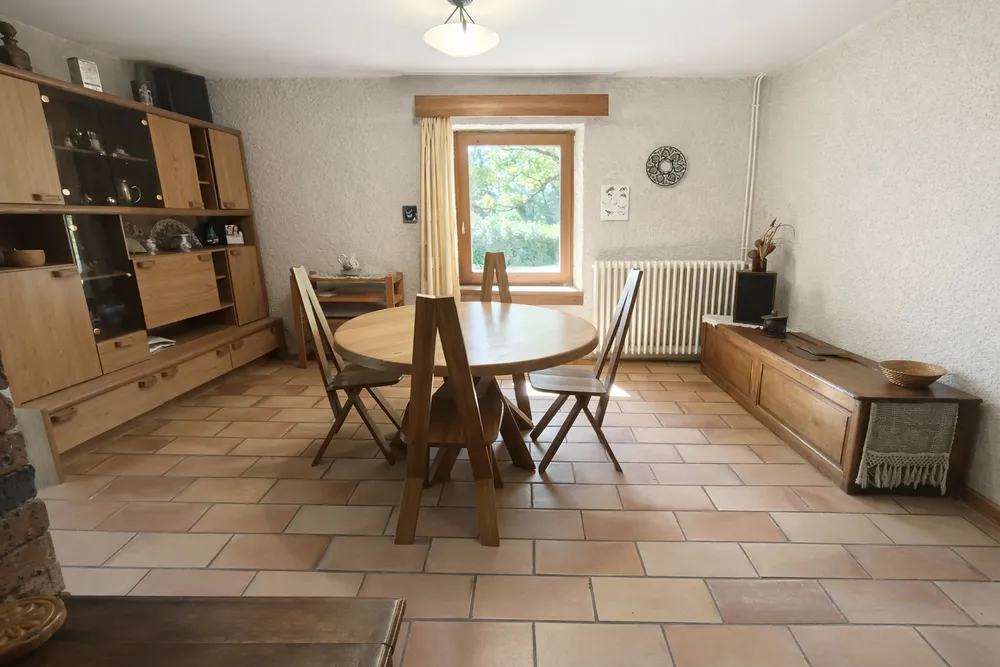 Söögituba - Architectural House with Garden in Jura