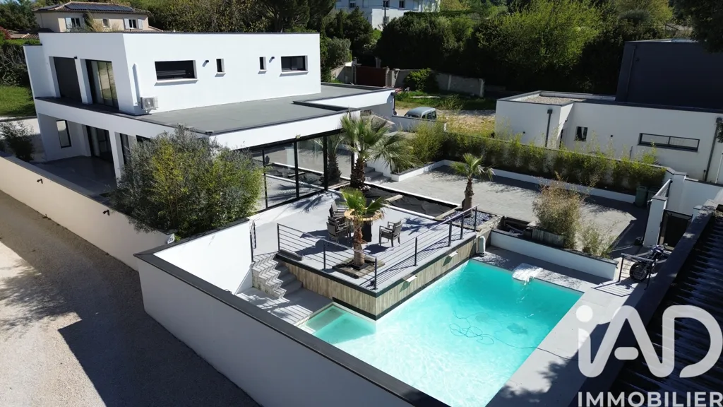 Vue aérienne - Maison Contemporaine avec Piscine à Montélimar
