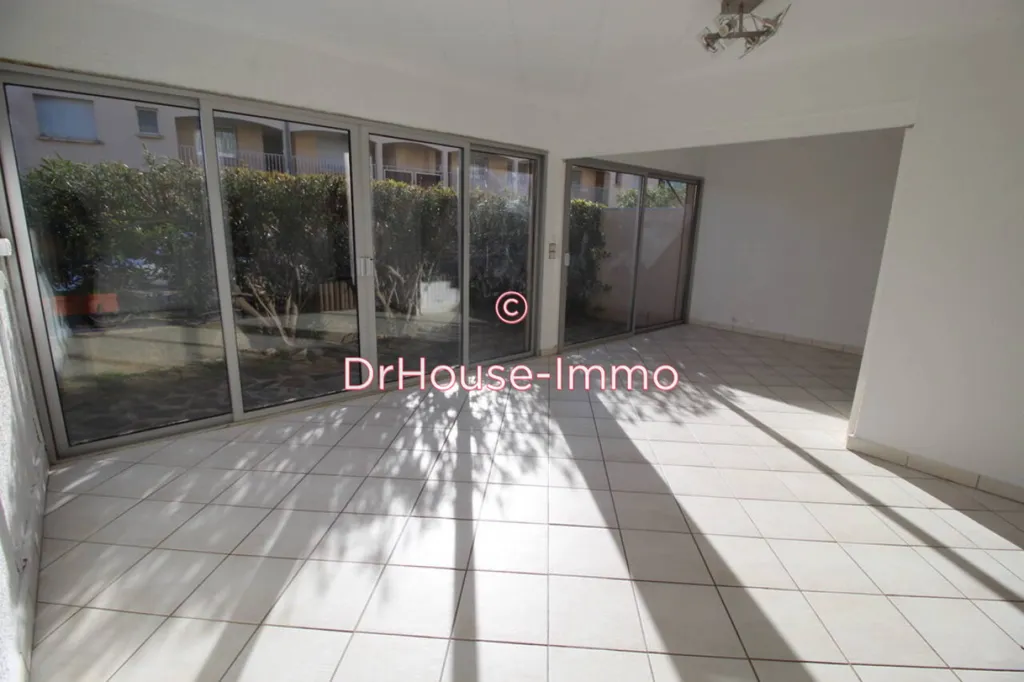 Elutuba - Ground-Floor Flat with Terrace in Cavalaire-sur-Mer
