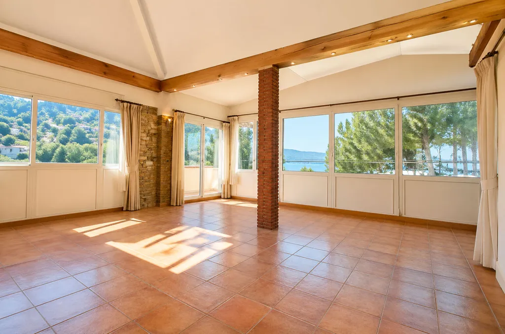 Elutuba - Villa with Sea View in the Albères
