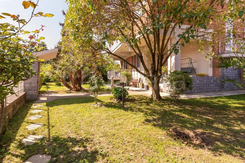 Jardin - Apartment with Terraces in Rosta
