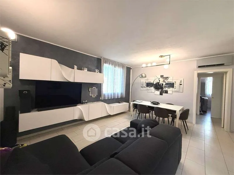 Elutuba - Triplex with Terrace in Fossoli, Carpi