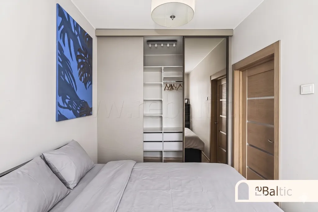 Chambres - Two-Bedroom Apartment with Balcony in Old Town