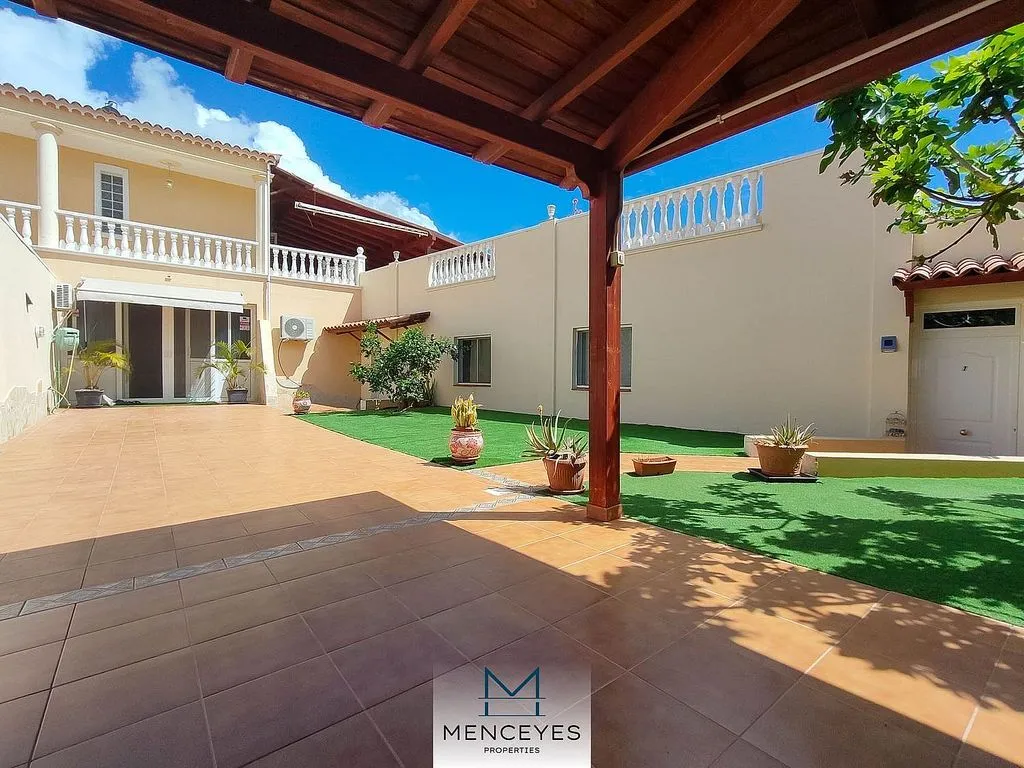 Aed - Villa with Pool and Terrace in Callao Salvaje