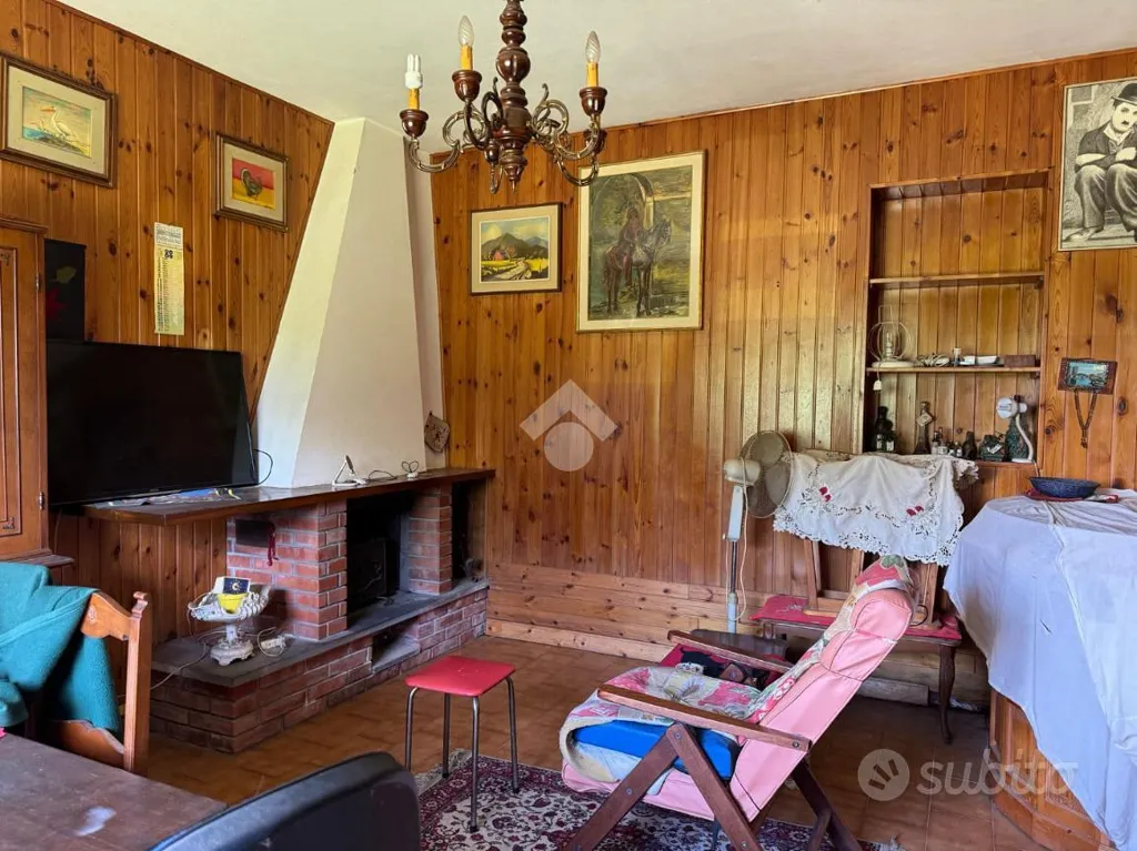 Elutuba - Rustic House with Olive Grove in Buggiano