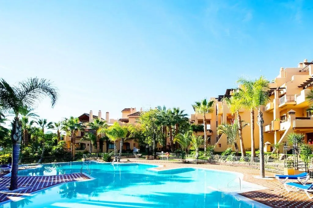 Piscine - Beachside Flat with Pool in Marbella