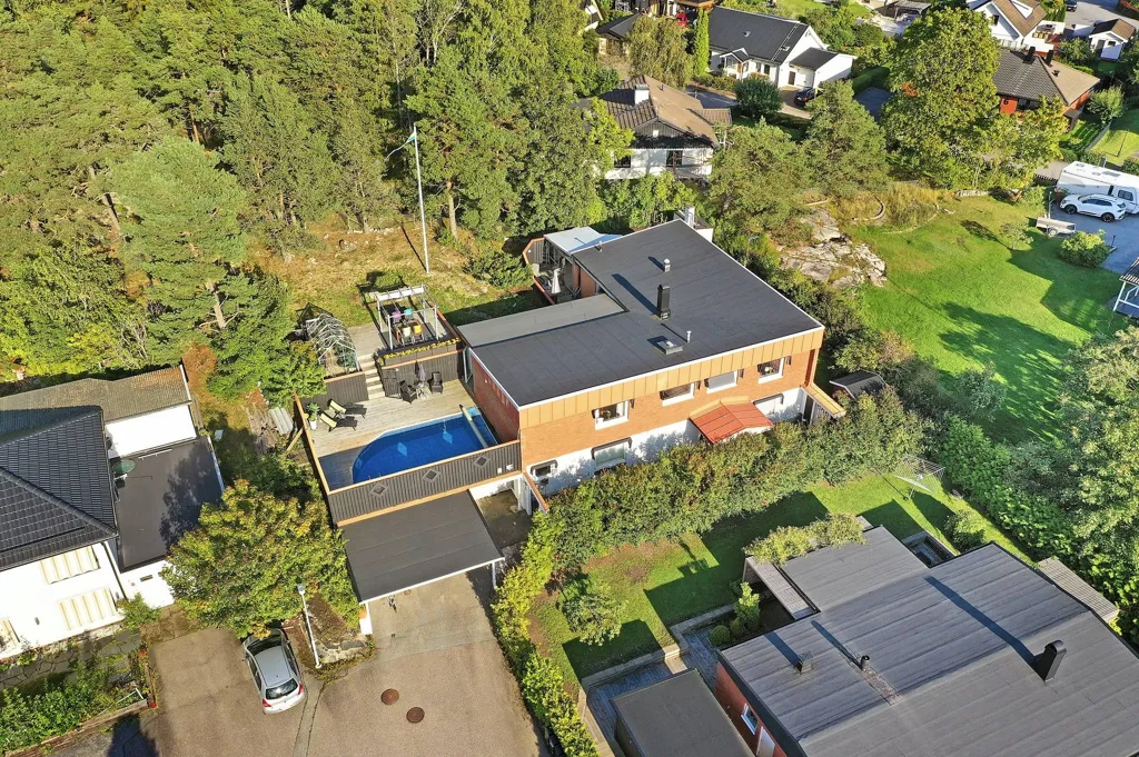 Vue aérienne - Two-Storey Villa with Pool in Upplands Väsby