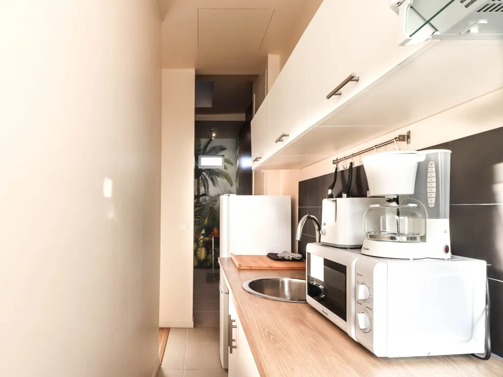 Kitchen - Colocation House with Terrace in Cenon, Bordeaux