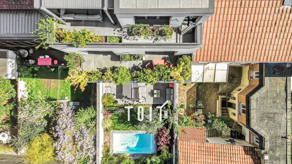 Vista aerea - Contemporary House with Rooftop in Malakoff