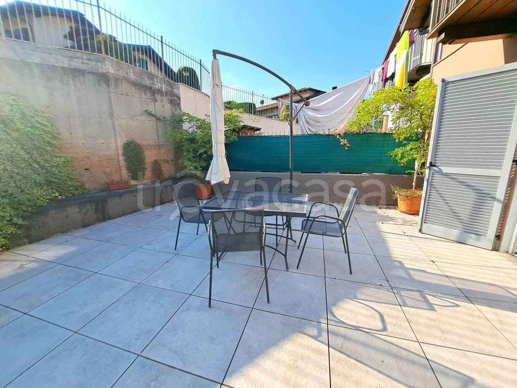 Terrace - Newly Built Villa with Garden in Saluzzo