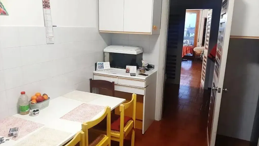 Salle à manger - Apartment with Terraces in Prato, Sacrocuore