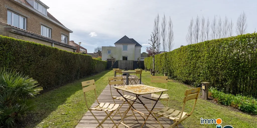 Jardin - Maison avec Grand Jardin à Bredene, Proche de la Mer