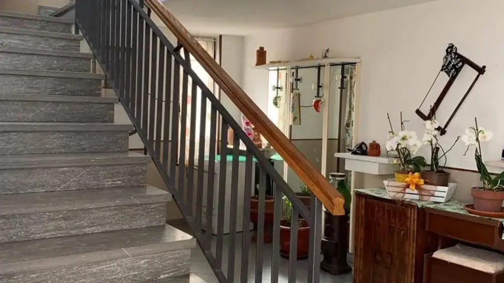 Rooms - Villa with Garden near Vigevano