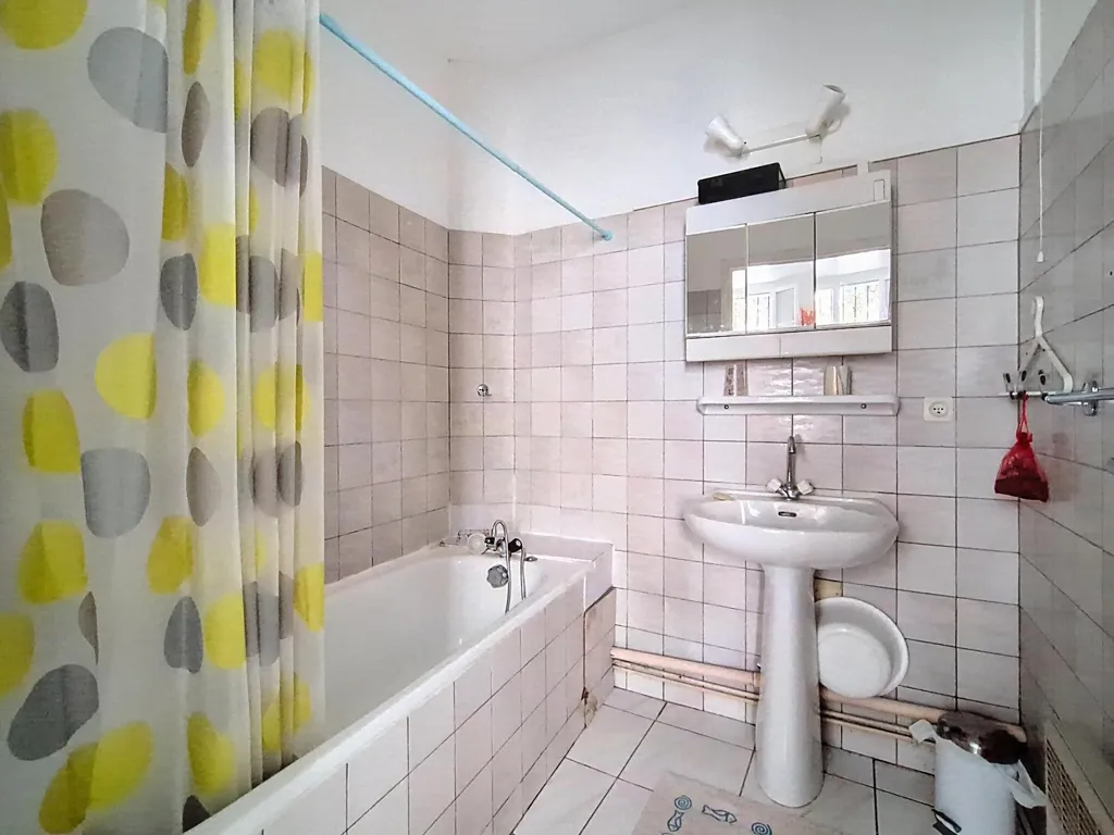 Vannitoad - Character Flat in Perpignan City Centre