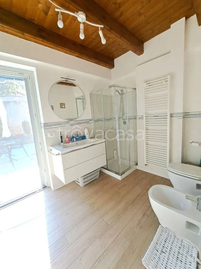 Bathrooms - Newly Built Villa with Garden in Saluzzo